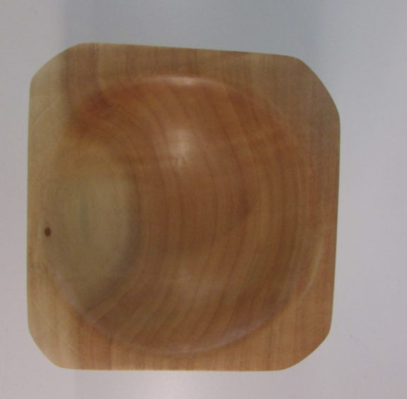 The Yorkshire Turner – Square Willow Bowl
